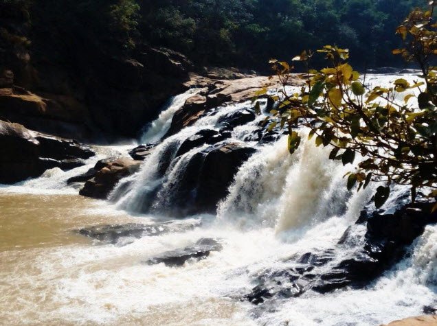Putudi Waterfall